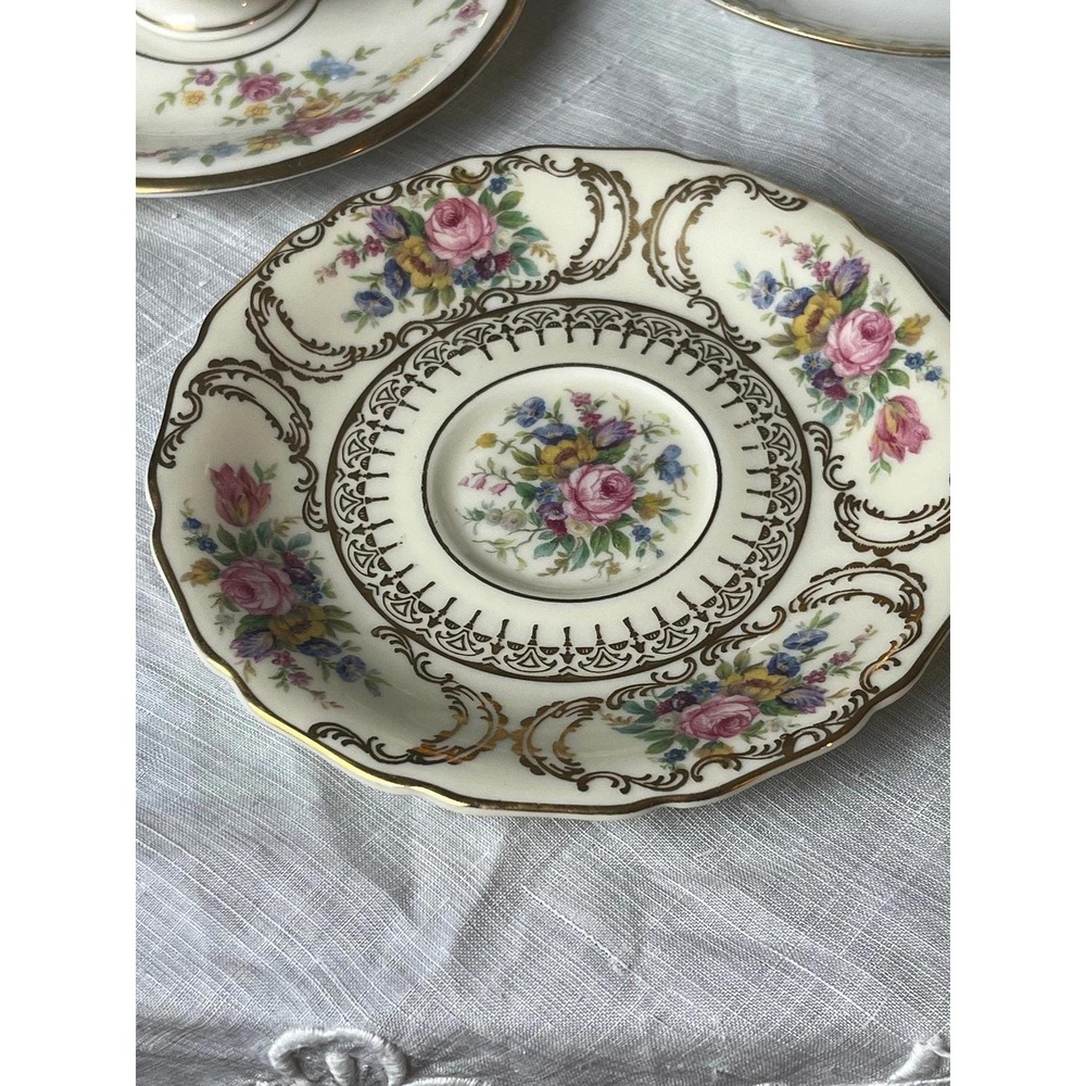 Rosenthal Continental Ivory Queens Bouquet footed demitasse 3 cups and 3 Saucers - Picture 9 of 9